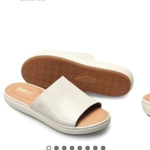 Born Jill sandals Size 6 white/ivory